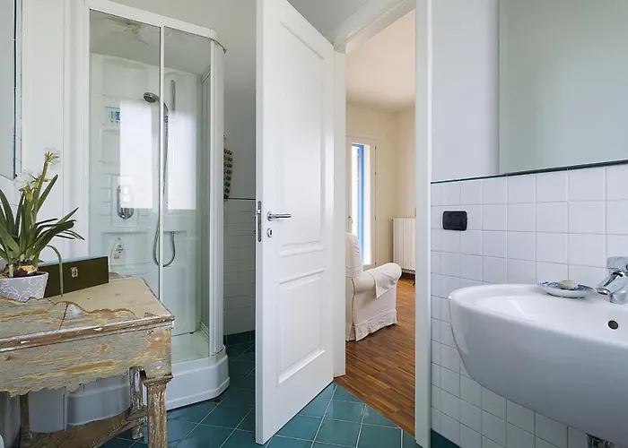 Ala * אוגוסטה